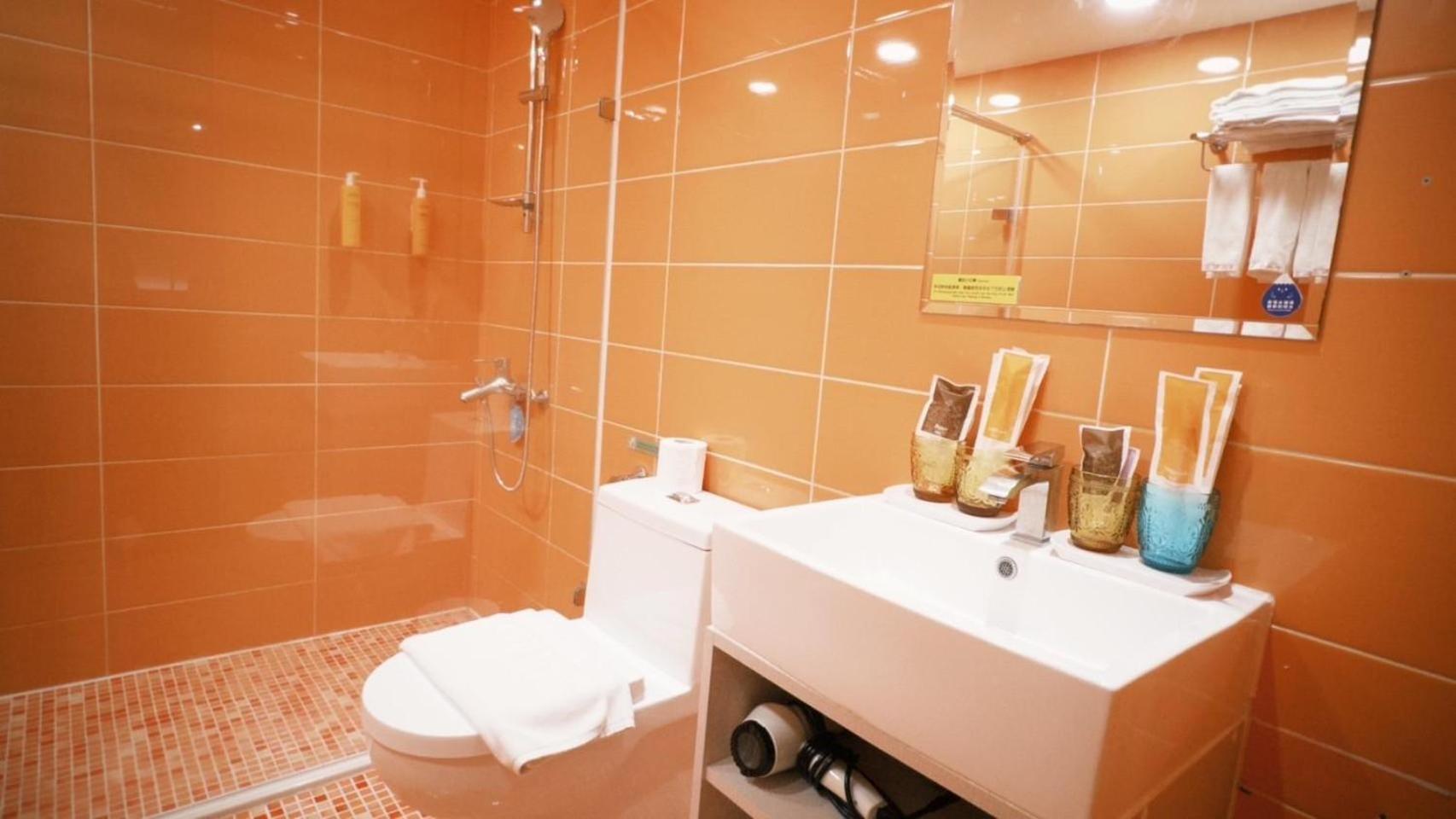 Hotel Leisure 台中輕行旅 Εξωτερικό φωτογραφία