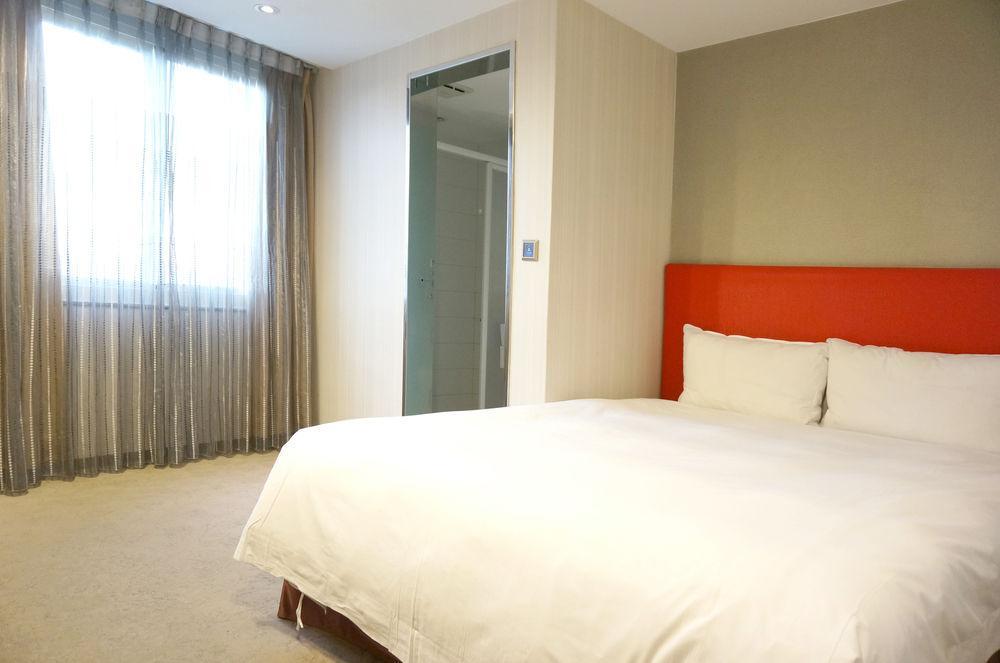 Hotel Leisure 台中輕行旅 Εξωτερικό φωτογραφία