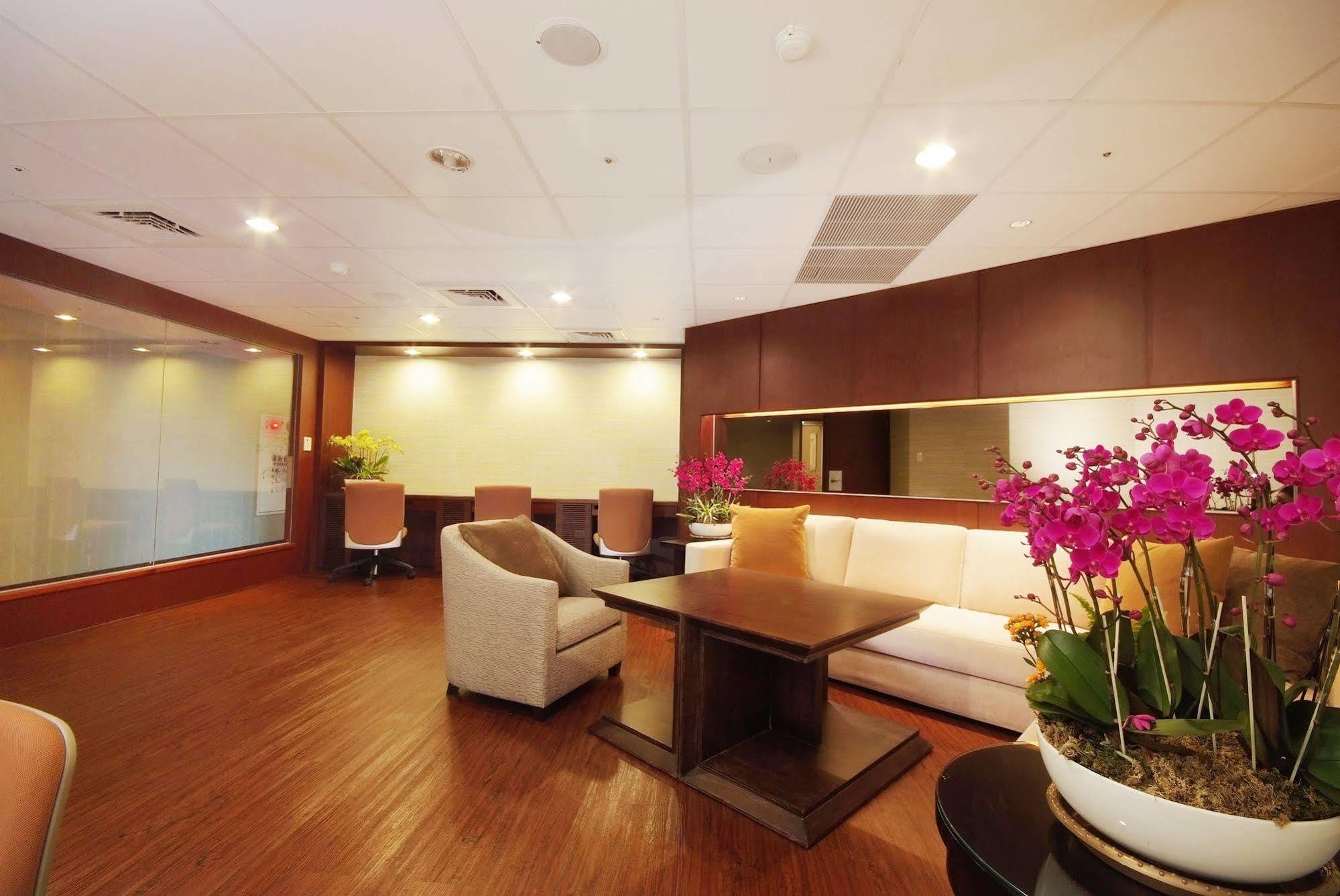 Hotel Leisure 台中輕行旅 Εξωτερικό φωτογραφία