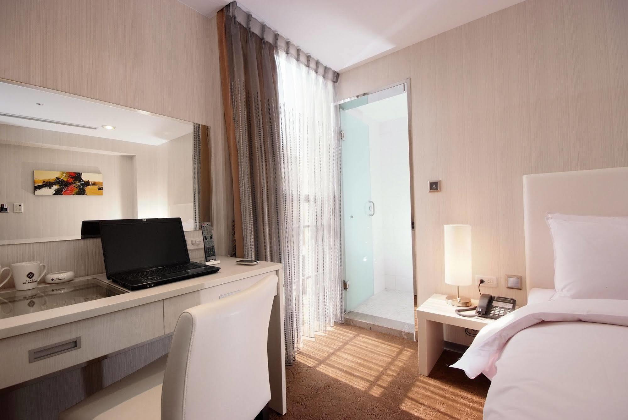 Hotel Leisure 台中輕行旅 Εξωτερικό φωτογραφία