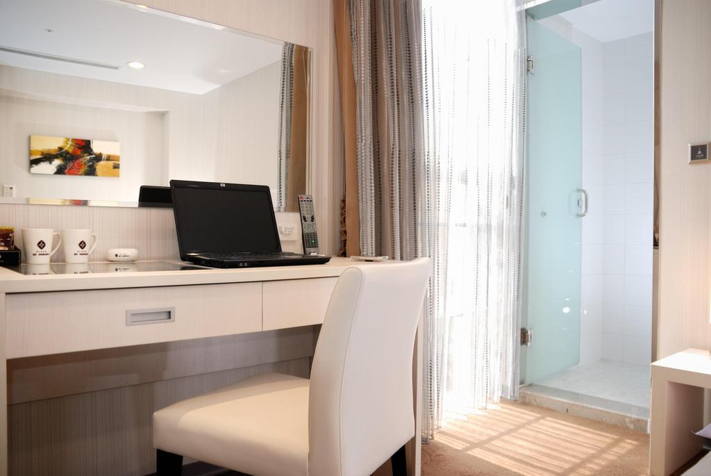 Hotel Leisure 台中輕行旅 Εξωτερικό φωτογραφία